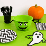 Halloween-Deko: Monster-Tisch